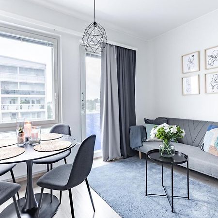 Arctic Blue City Suite Rovaniemi Exterior photo